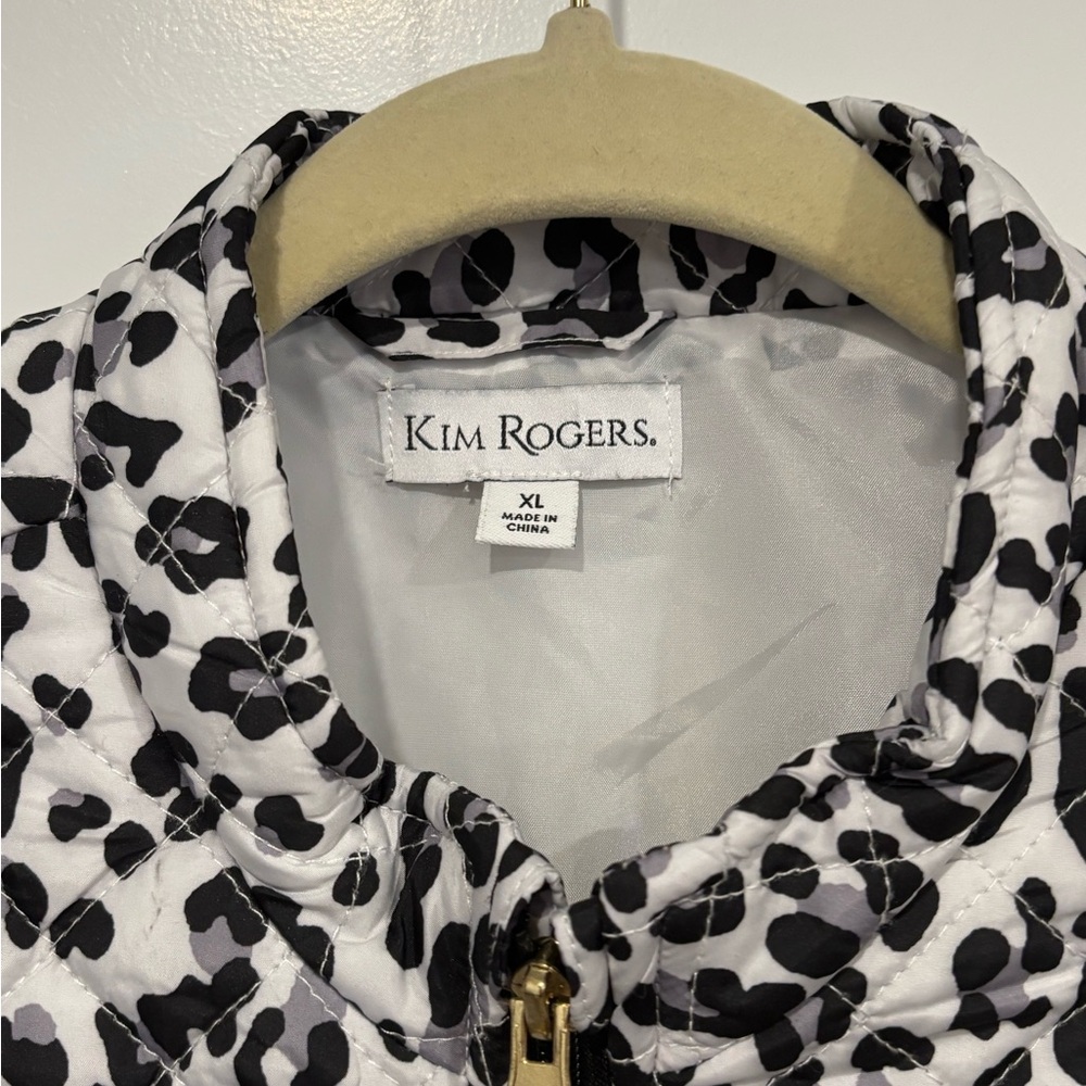 Vest light weight Black and white leopard print - Picture 5 of 6